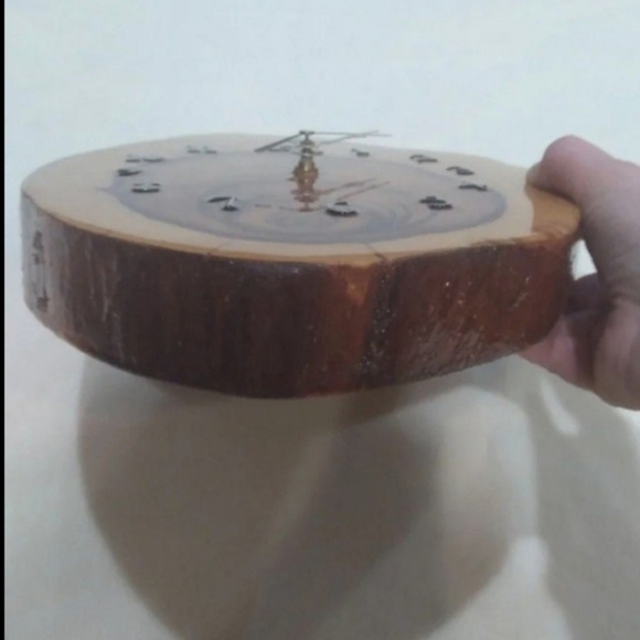 NEW Handmade Clock Made From Utah Juniper Rounds - Picture 5 of 8